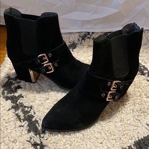 Booties with gold details, new!